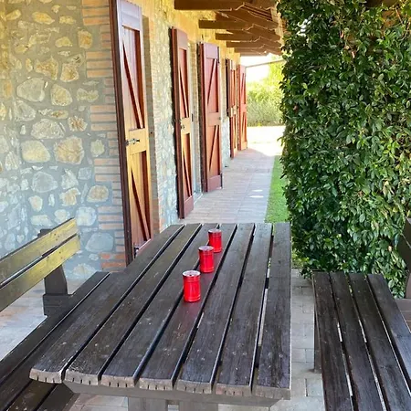 Podere Sassolegno - Luxury With Private Pool And Garden In Umbria Ficulle